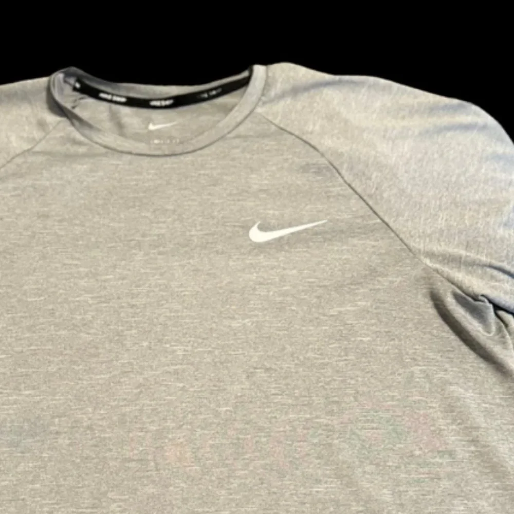 Nike Swim Dri-Fit Tee - Picture 3 of 3